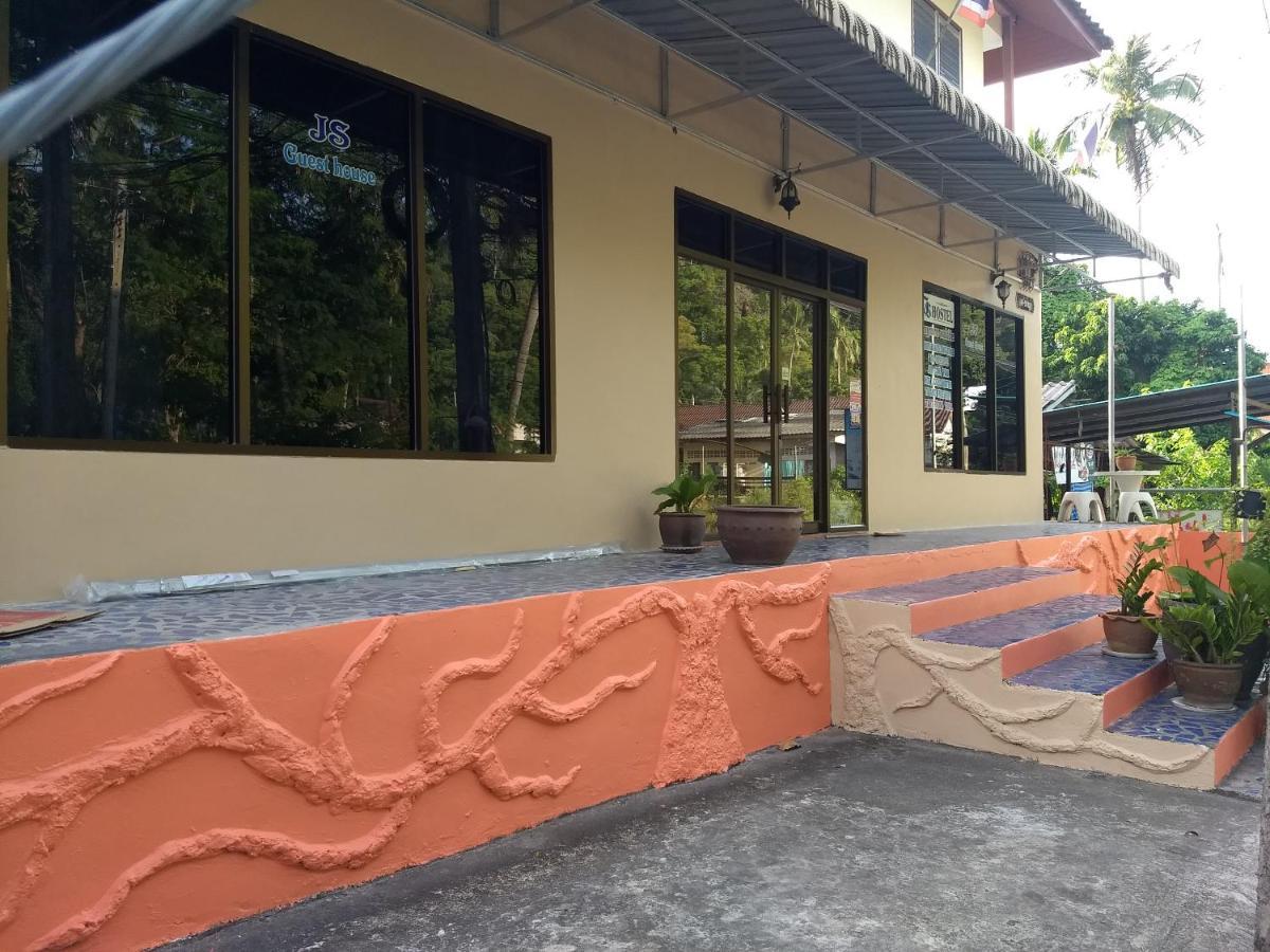Js Guesthouse Ko Tao Bagian luar foto
