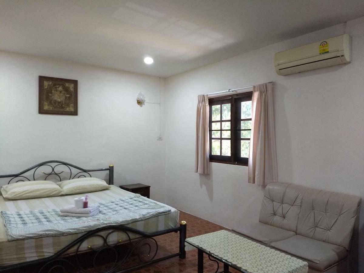 Js Guesthouse Ko Tao Bagian luar foto
