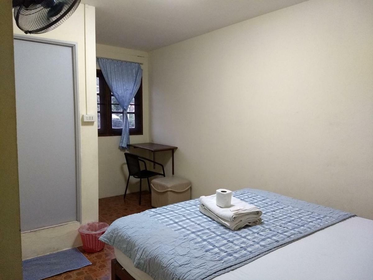 Js Guesthouse Ko Tao Bagian luar foto